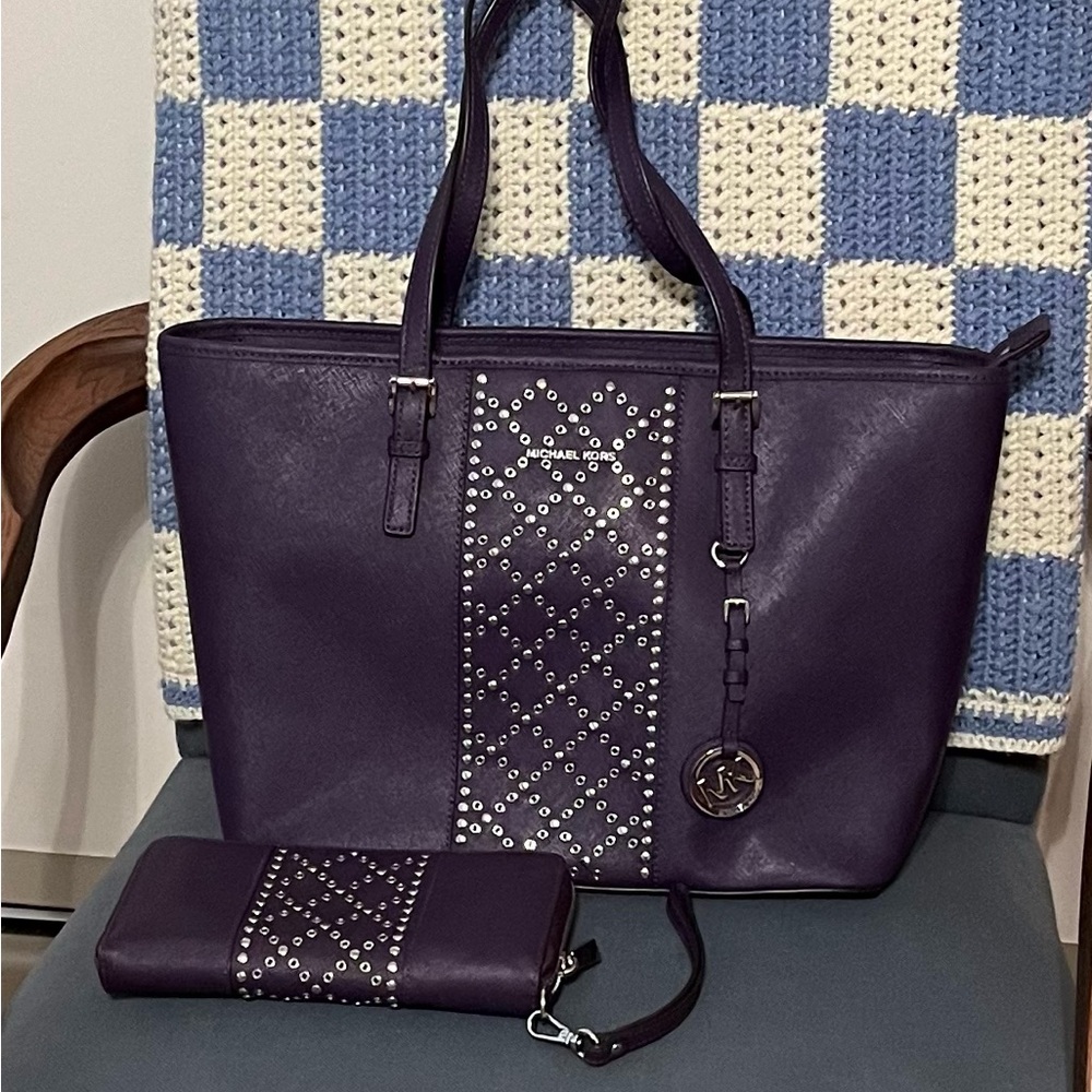Authentic MK purse and wallet